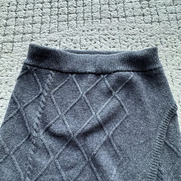 Vintage‎ Gray Knit A-Line Skirt With Diamond Pattern Womens Size Small - Picture 4 of 6